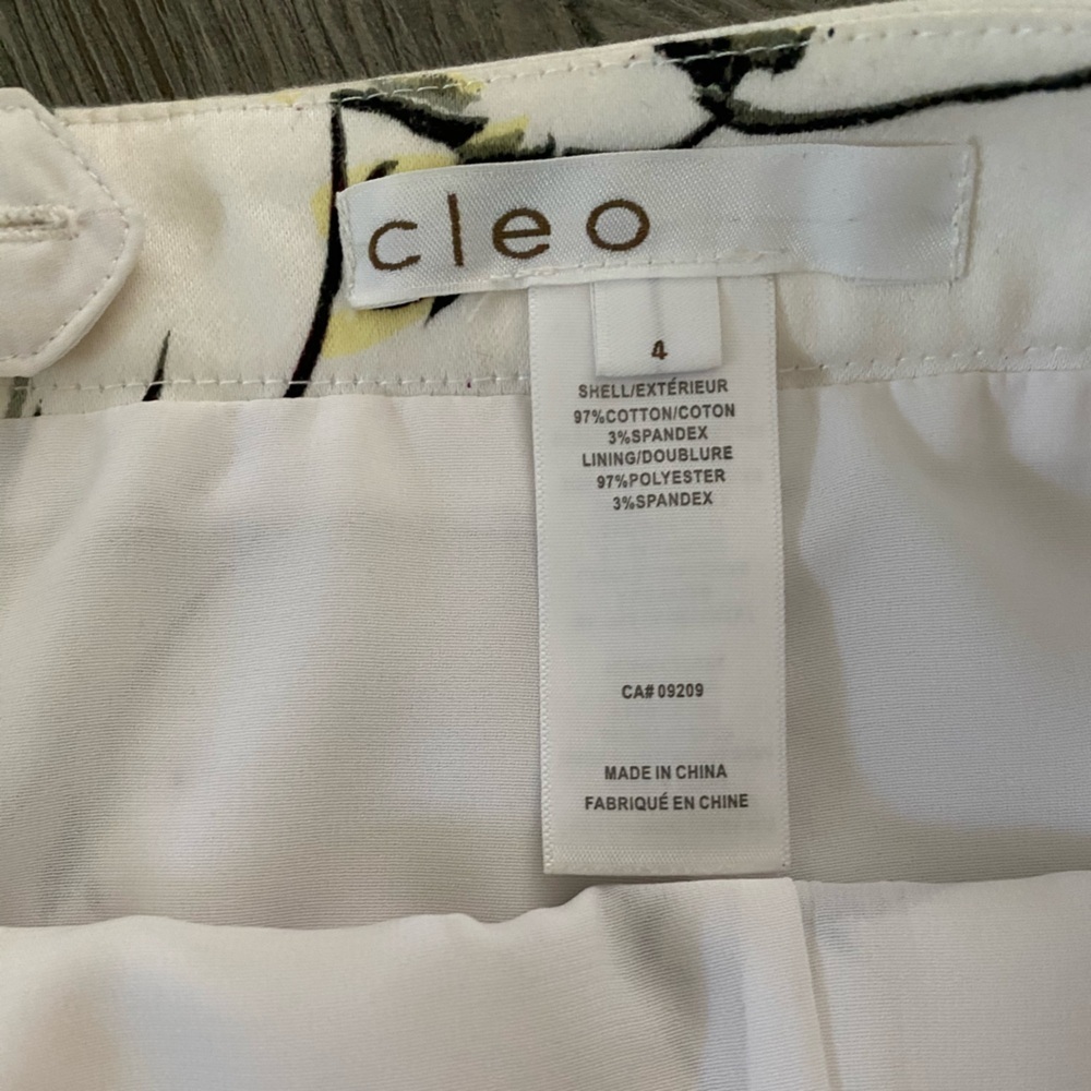 Cleo pencil Skirt size 4 - Picture 3 of 3